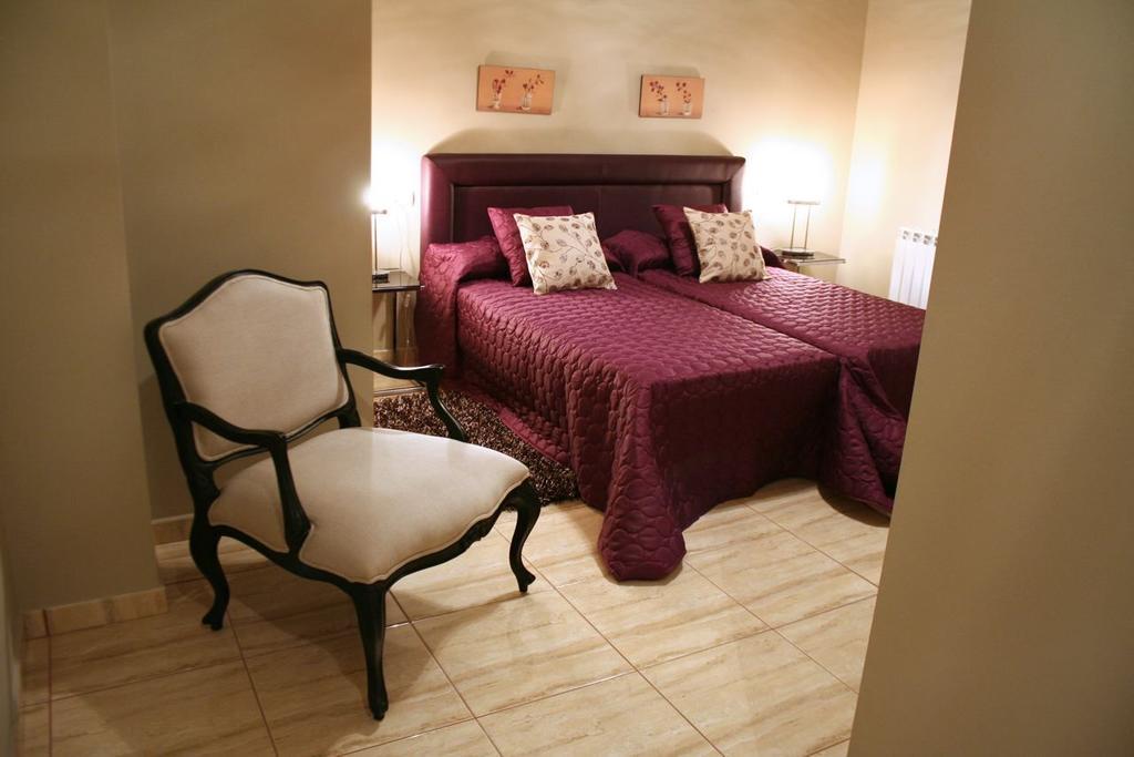Hostal Meson Castilla سيغوينزا الغرفة الصورة