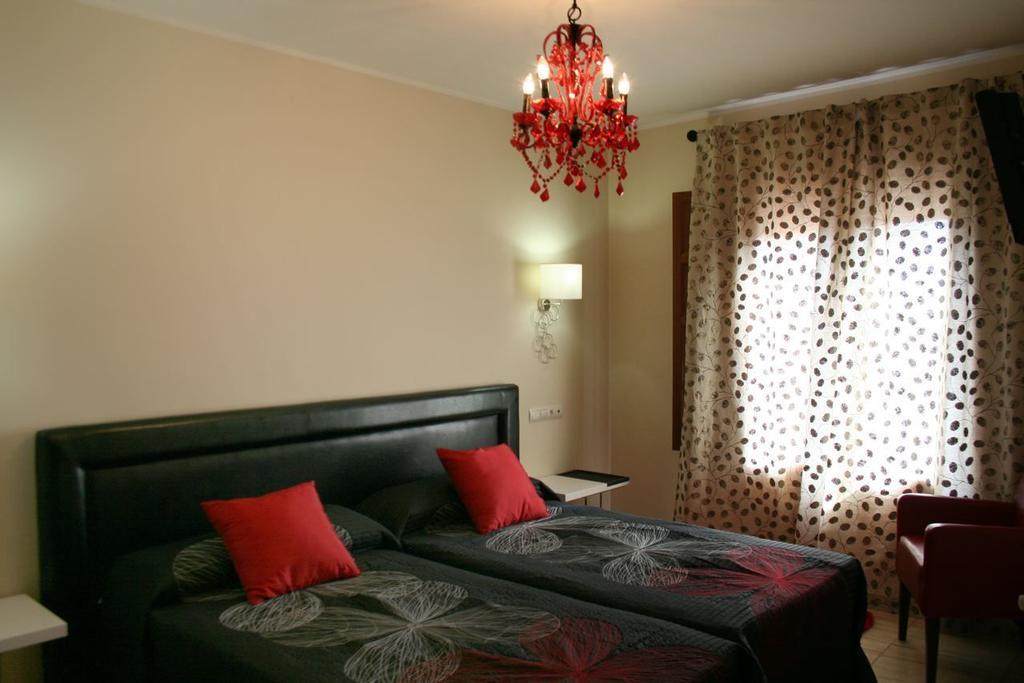 Hostal Meson Castilla سيغوينزا الغرفة الصورة